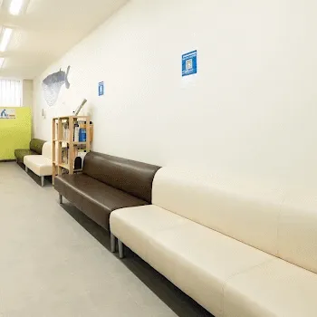 アルバアレルギークリニックのリズネを受ける前の待合室