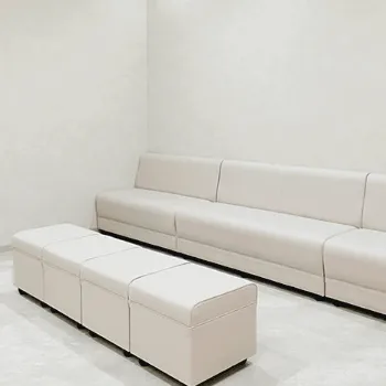 まちの形成外科・スキンケアクリニックのミラドライを受ける前の待合室