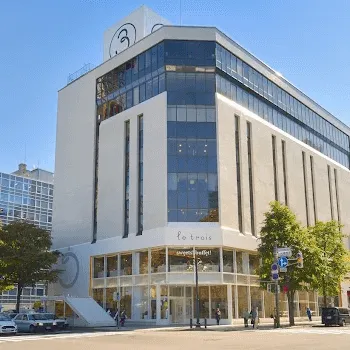 札幌ル・トロワビューティクリニックの外観の様子