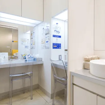 琴似タワー皮膚科形成外科のプルリアルデンシファイを受けた後のパウダールーム