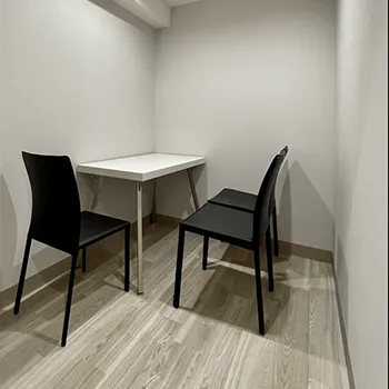 札幌中央クリニックのプルリアルデンシファイを受ける前のカウンセリングルーム