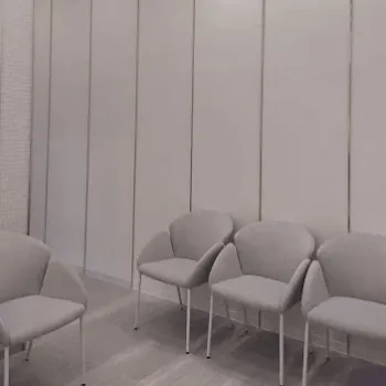 はなふさ皮膚科 札幌院のサブシジョンを受ける前の待合室