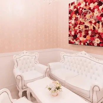 A CLINIC 仙台院のケミカルピーリングを受ける前のカウンセリングルーム