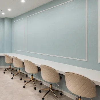 ルラ(LULA)美容クリニック 仙台院のケミカルピーリングを受ける前の待合室