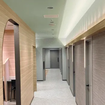 品川美容外科 仙台院の白玉点滴・注射を受ける前の廊下