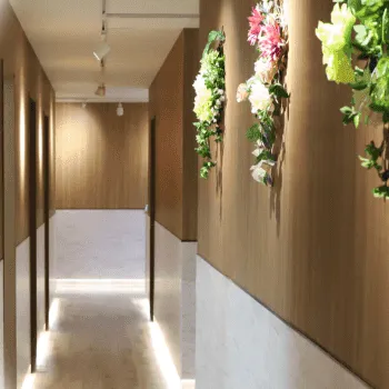 ファイヤークリニック 東京2院の脂肪冷却を受ける前の廊下