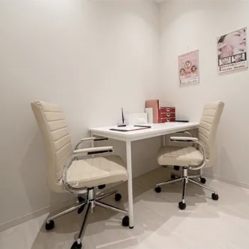 フィラークリニック 東京1院のエリシスセンスを受ける前のカウンセリングルーム