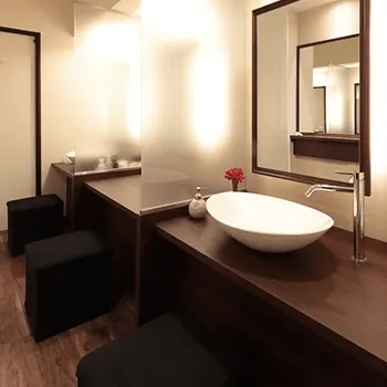 自由が丘ロジエクリニックのエリシスセンスを受けた後のパウダールーム