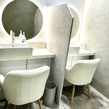 T-CLINIC 東京2院のエリシスセンスを受けた後のパウダールーム