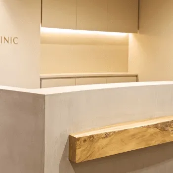 JUN CLINIC 東京2院のジャルプロスーパーハイドロを受ける前の受付