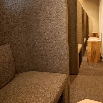 JUN CLINIC 東京2院のジャルプロスーパーハイドロを受ける前の待合室