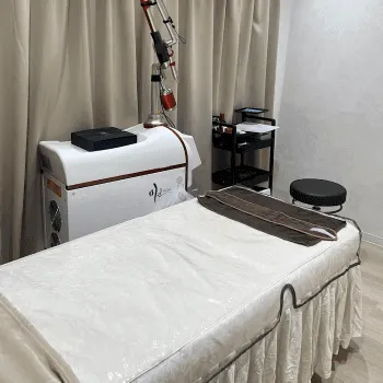 ClinicK Blossomのリズネを受ける施術室