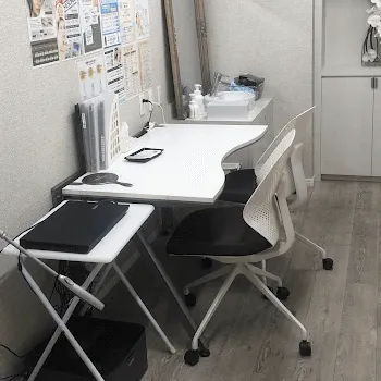 表参道メディカルクリニック 東京2院のピコトーニングを受ける前の診察室