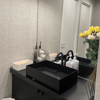 表参道メディカルクリニック 東京2院のピコトーニングを受けた後のパウダールーム