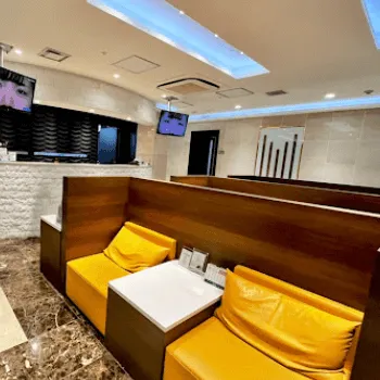 共立美容外科 東京4院のプラセンタ注射を受ける前の待合室