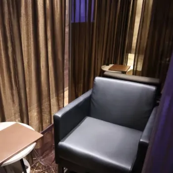 TAクリニック 東京2院の院内のリジュラン注射を受ける前の待合室