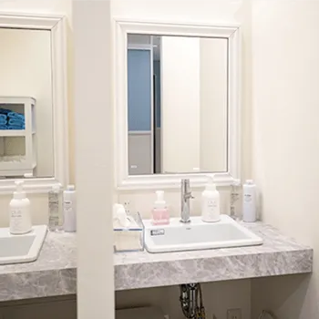 ルラ美容クリニック 東京7院の白玉点滴・注射を受けた後のパウダールーム