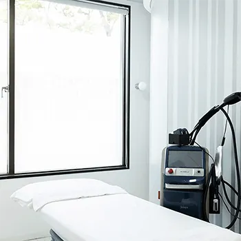 表参道スキンクリニック 東京1院の白玉点滴・注射を受ける施術室