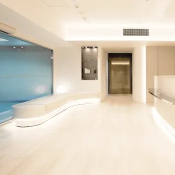 irodoriスキンクリニックのジャルプロスーパーハイドロを受ける前の待合室