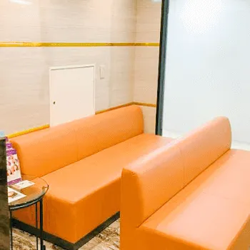 共立美容外科 横浜院のプラセンタ注射を受ける前の待合室