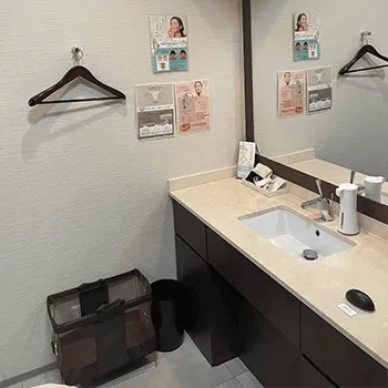 聖心美容クリニック 横浜院のプルリアルデンシファイを受けた後のパウダールーム