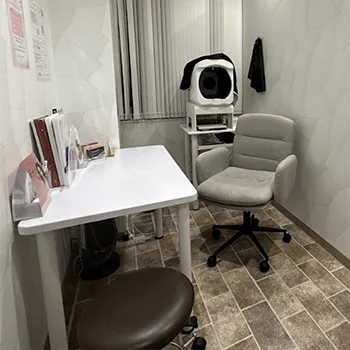 東京ココセランクリニックのブレッシングを受ける前のカウンセリングルーム