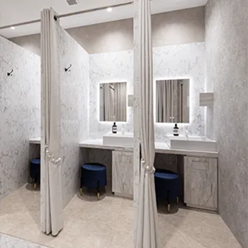 Days Beauty Clinic 全国3院のブレッシングを受けた後のパウダールーム