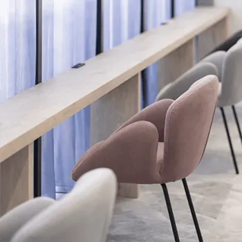 Prism Beauty Clinic 全国1院のブレッシングを受ける前の待合室