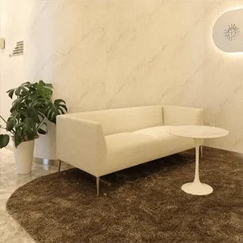 リゾナスフェイスクリニック東京のブレッシングを受ける前の待合室