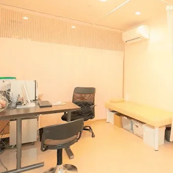 みやびクリニックのプルリアルバイオスカルプチャーを受ける前の診察室