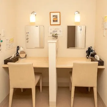 みやびクリニックのプルリアルバイオスカルプチャーを受けた後のパウダールーム