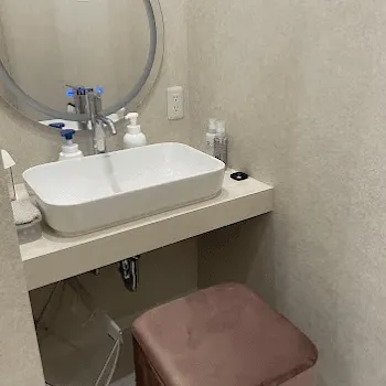 ルラ美容クリニック 広島院の鼻整形を受けた後のパウダールーム