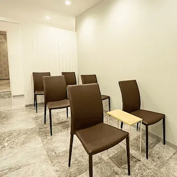 TCB東京中央美容外科 広島院の鼻整形を受ける前の待合室