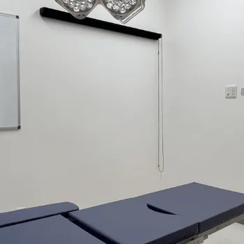 eクリニック 広島院の糸リフトを受ける施術室