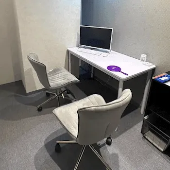 ネビュラクリニック 広島院の糸リフトを受ける前の診察室