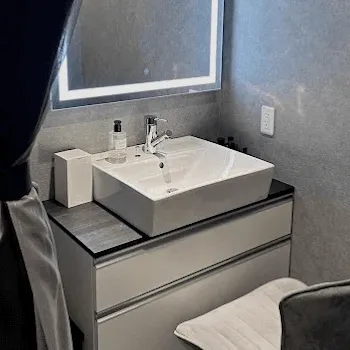 ネビュラクリニック 広島院の糸リフトを受けた後のパウダールーム