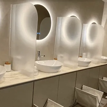 広島プルミエクリニックの糸リフトを受けた後のパウダールーム