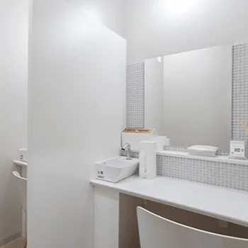 わかば皮ふ形成クリニックの糸リフトを受けた後のパウダールーム