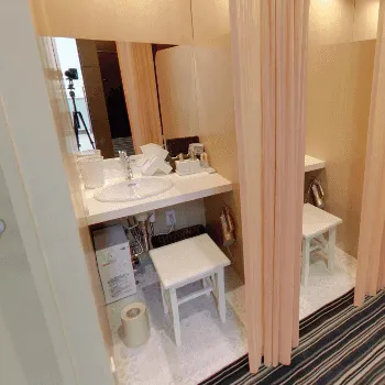 TAクリニック 神戸付近1院のプルリアルバイオスカルプチャーを受けた後のパウダールーム