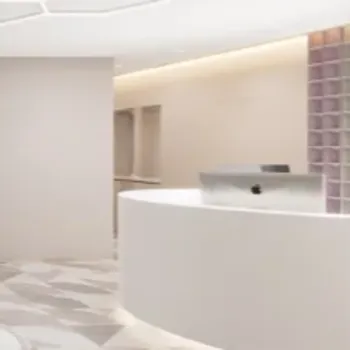 PRISM Beauty Clinic 大阪付近1院の院内のジュブゼンを受ける前の受付