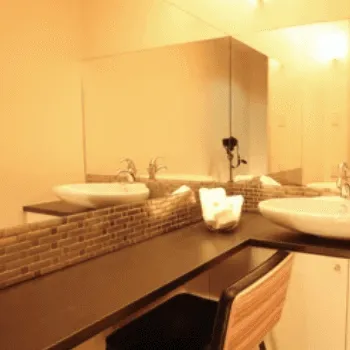 仙台セントローズクリニックのプルリアルバイオスカルプチャーを受けた後のパウダールーム