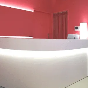 銀座フェイスクリニックのプルリアルバイオスカルプチャーを受ける前の受付