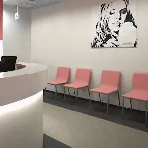 銀座フェイスクリニックのプルリアルバイオスカルプチャーを受ける前の待合室