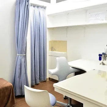 麹町皮ふ科・形成外科クリニックのプルリアルバイオスカルプチャーを受ける前の診察室