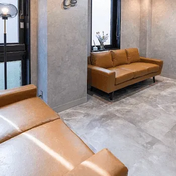 MBC・麻布十番(皮膚科・美容皮膚科)のプルリアルバイオスカルプチャーを受ける前の待合室