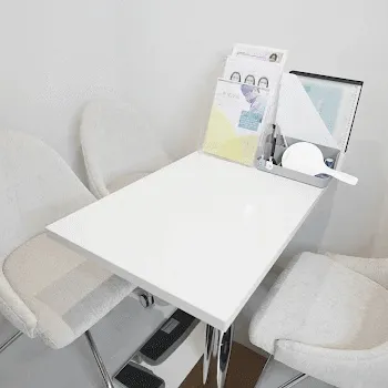 水の森美容クリニック 東京3院のプルリアルバイオスカルプチャーを受ける前のカウンセリングルーム