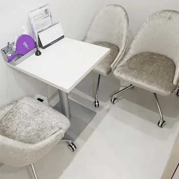 水の森美容クリニック 横浜院のプルリアルバイオスカルプチャーを受ける前のカウンセリングルーム