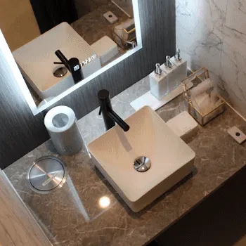 横浜TAクリニック のプルリアルバイオスカルプチャーを受けた後のパウダールーム