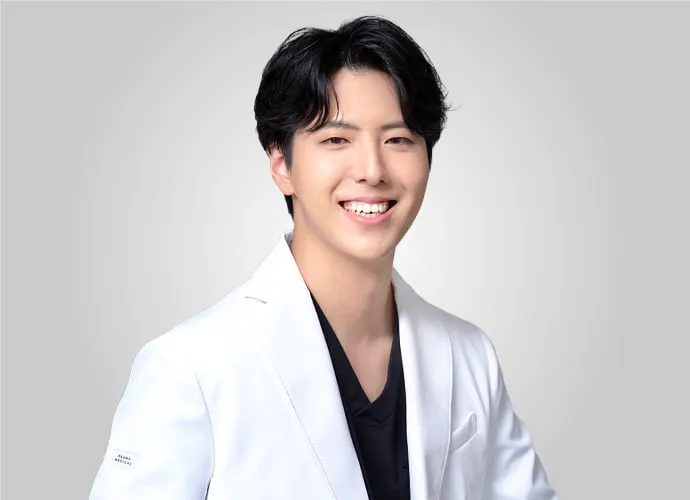 TCB新宿三丁目院　富田医師