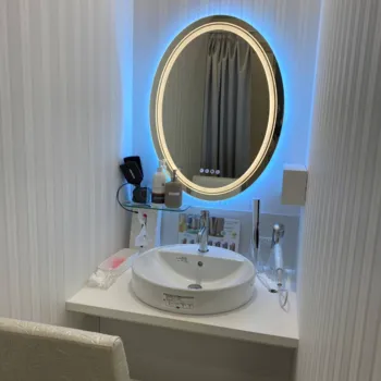 新宿美容外科クリニック 東京2院のクマ取り整形を受けた後のパウダールーム